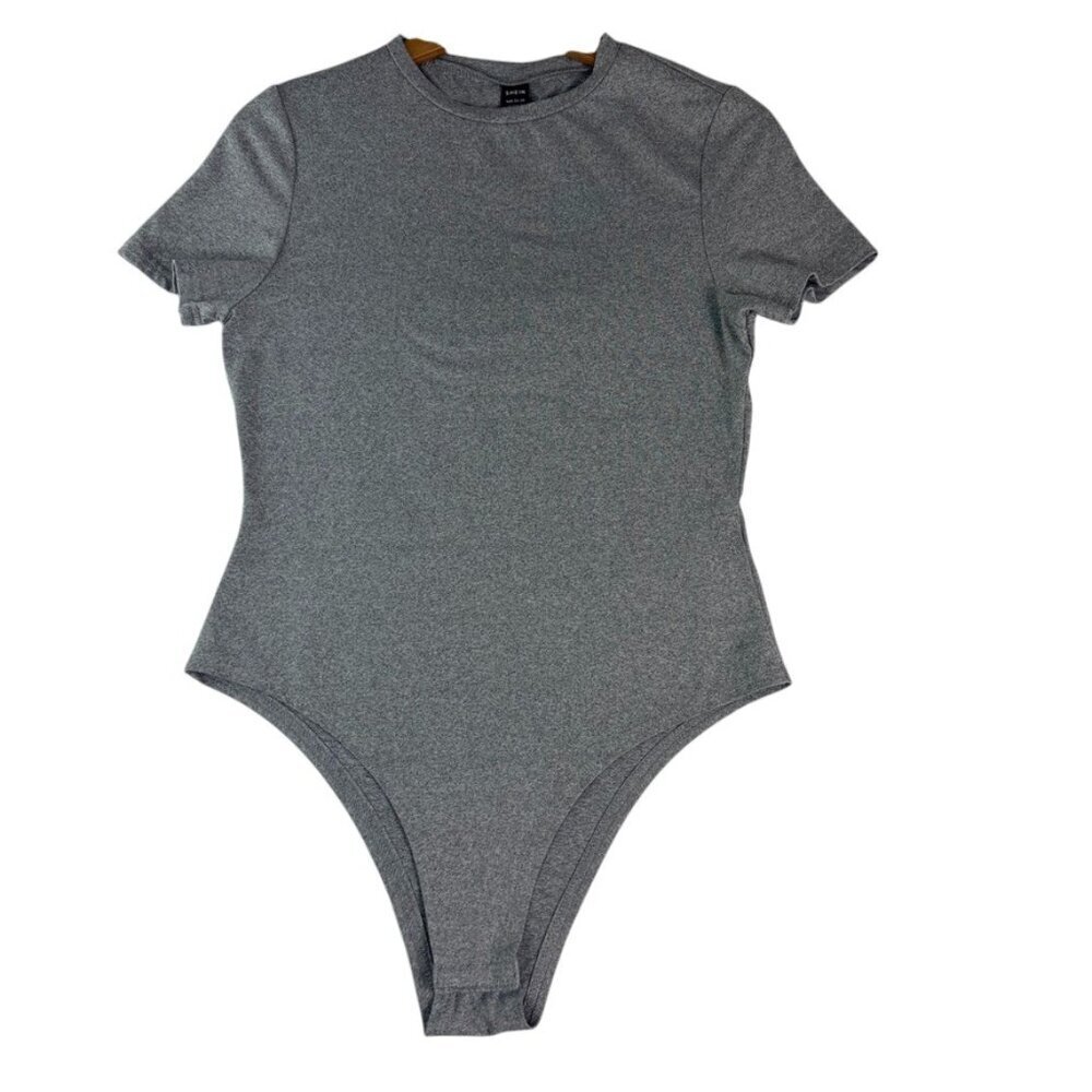 Women’s Gray Short Sleeve Bodysuit Size Large Stretchy Fitted Snap Closure - Picture 2 of 9